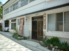 鹿の湯源泉かけ流しの宿　新小松屋